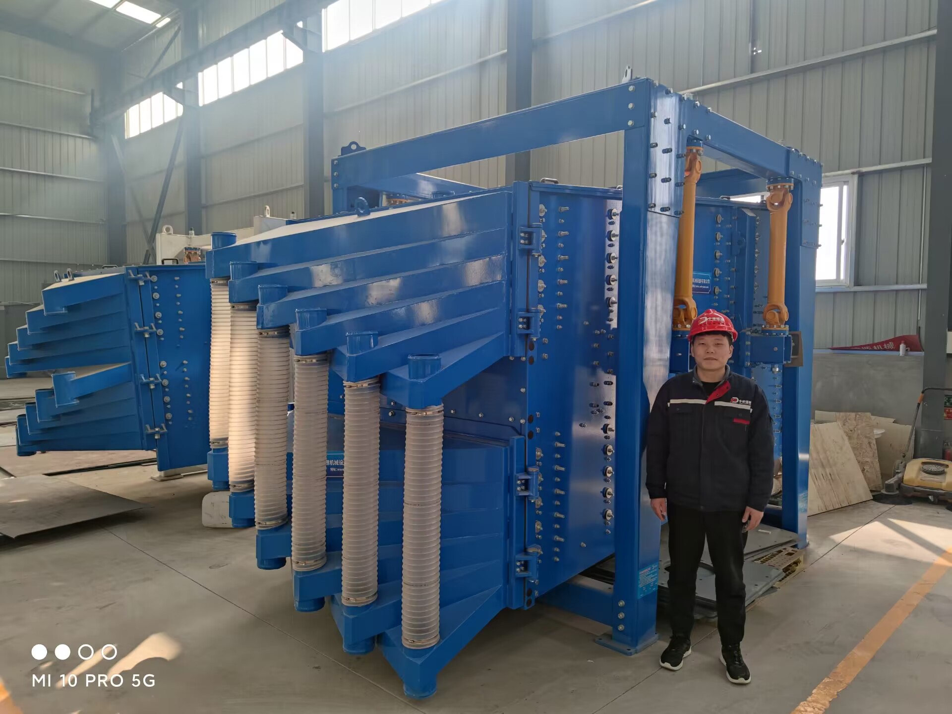 振動篩與搖擺篩有何不同？如何選擇適合的篩分設備？